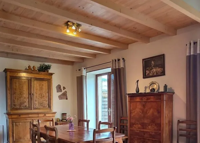 Feriehus Maison Familiale Au Coeur Du Puy De Dome